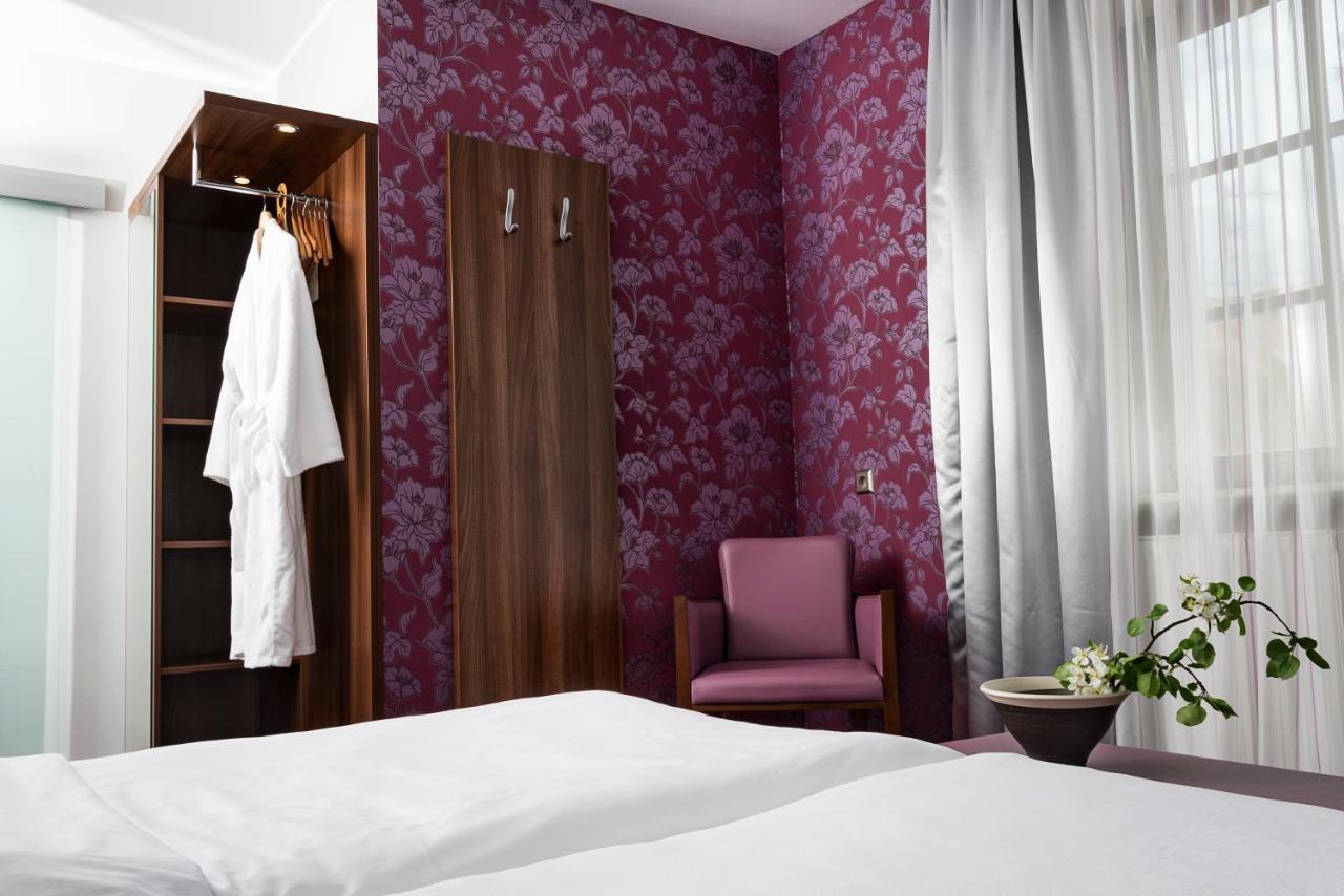 Akzent Hotel Laupheimer Hof Buitenkant foto