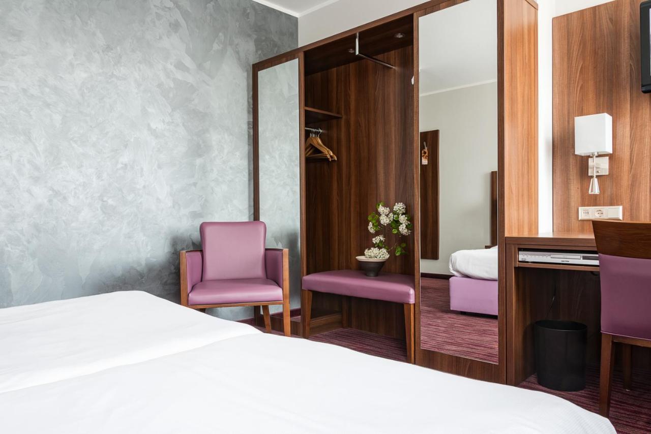 Akzent Hotel Laupheimer Hof Buitenkant foto