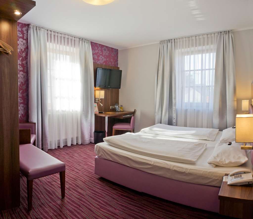 Akzent Hotel Laupheimer Hof Buitenkant foto