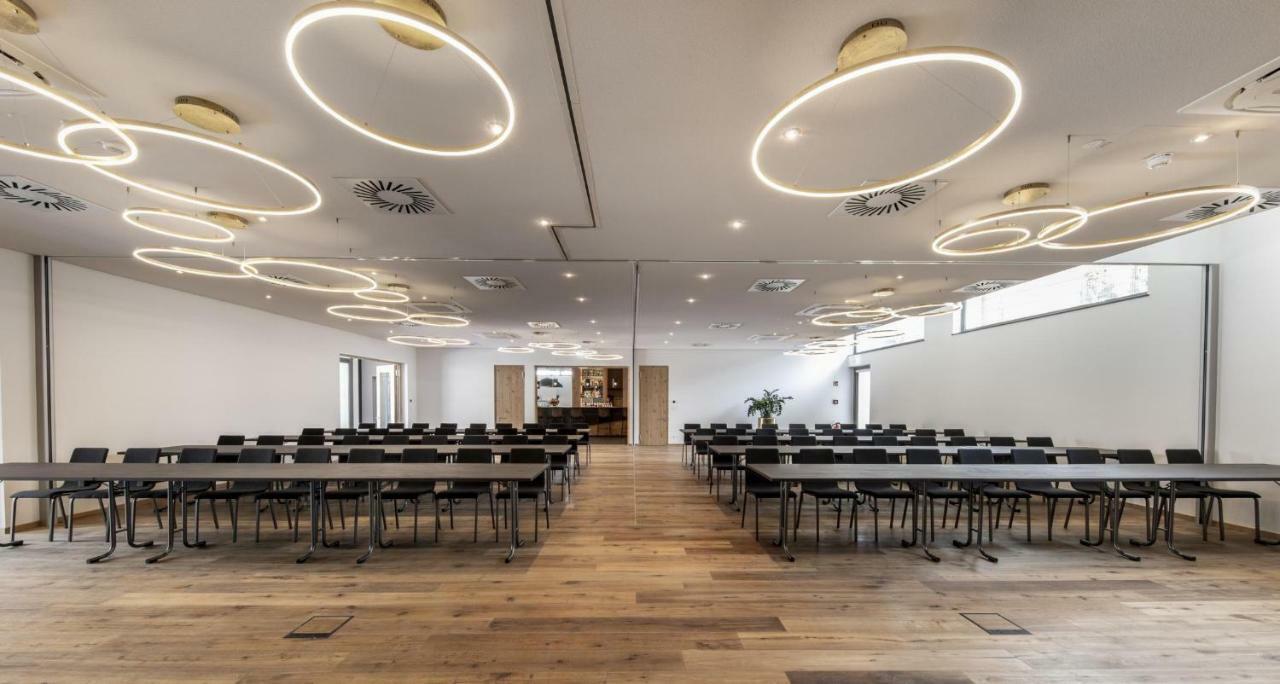 Akzent Hotel Laupheimer Hof Buitenkant foto