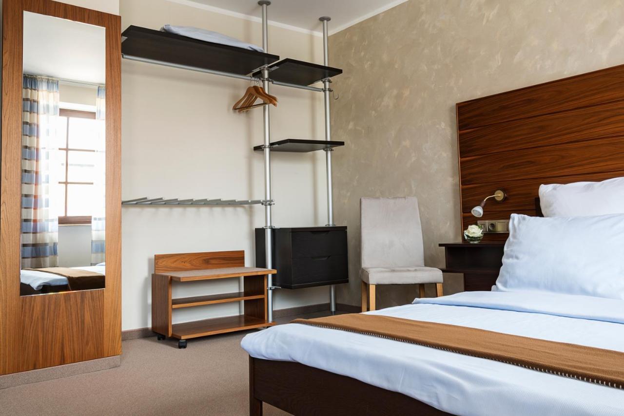 Akzent Hotel Laupheimer Hof Buitenkant foto